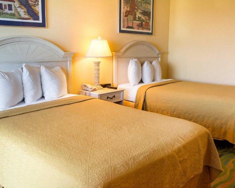 Hotel Quality - Danville East